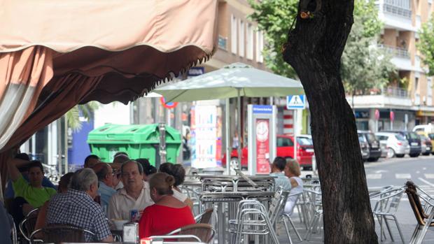 Los barrios del norte de Córdoba lideran la caída del paro