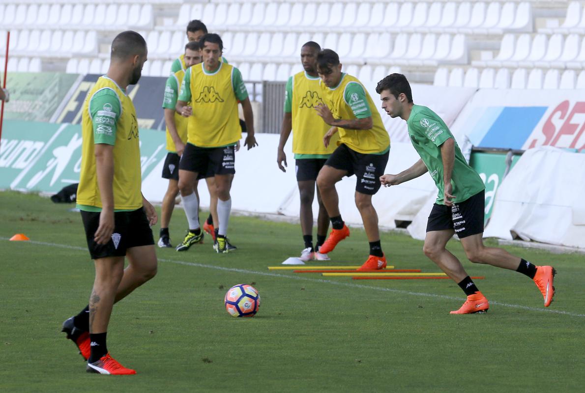 Donoso, en una sesión de entrenamiento