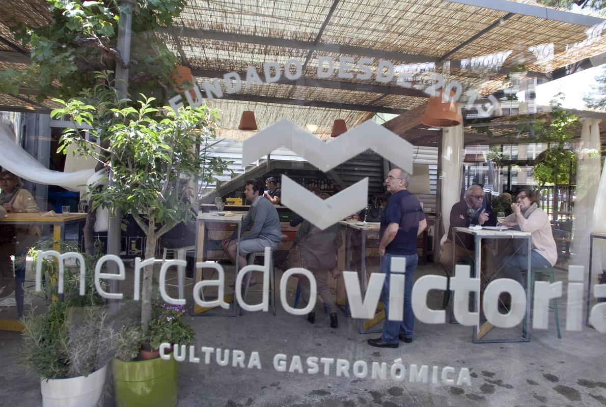 El Mercado Victoria es el primero en el «top ten» de negocios de restauración con más seguidores en Facebook