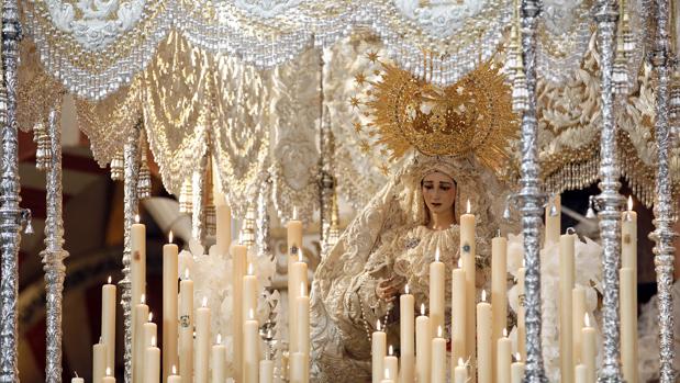 La Virgen de la Paz, durante su 75 aniversario