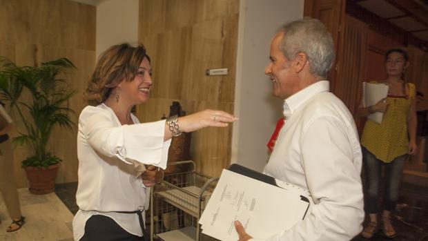 Isabel Ambrosio y Rafael Blázquez, durante un Pleno