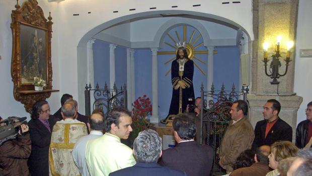 El pasado domingo robaron un cordón de oro a la imagen del Cristo de Medinaceli