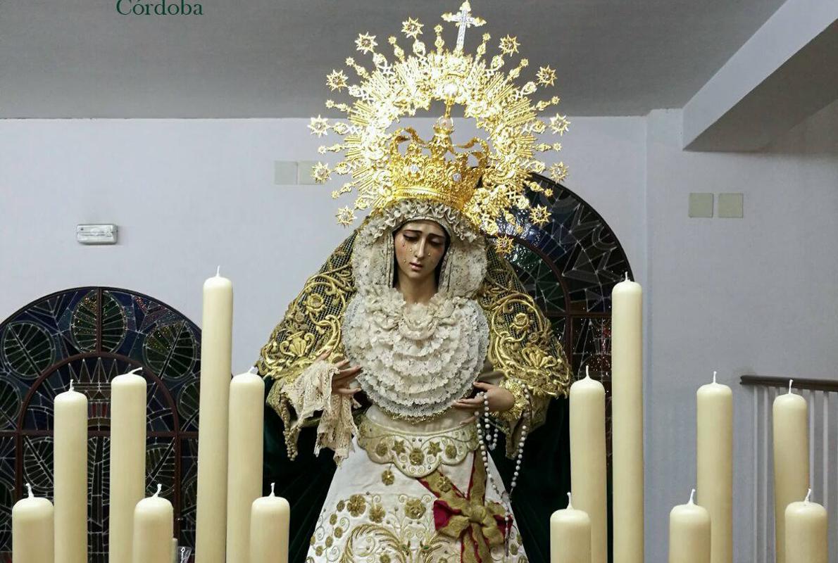 María Santísima de la O, preparada para su salida procesional