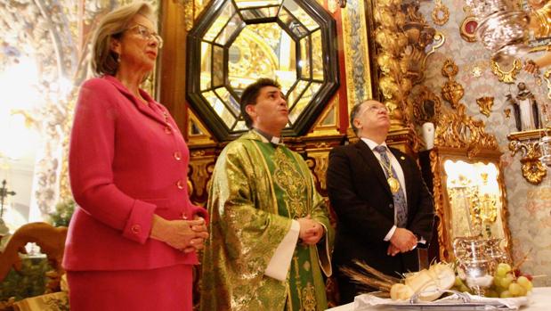 María Dolores López Civantos, durante la ofrenda de frutos