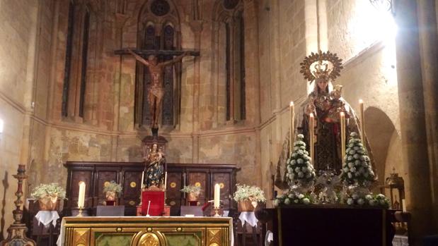 Las hermandades de Córdoba viven una intensa festividad de los Santos