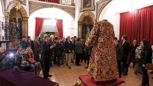 La pieza durante su presentación