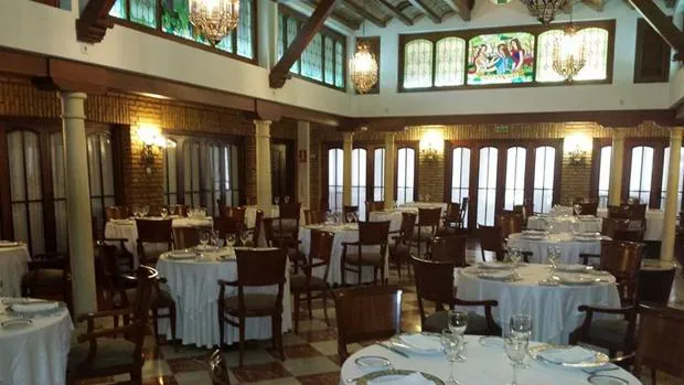 Salón del restaurante Las Camachas, en Montilla