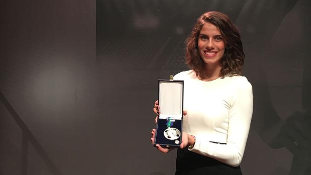 Lourdes Mohedano, con la medalla del Mérito Deportivo al Deporte