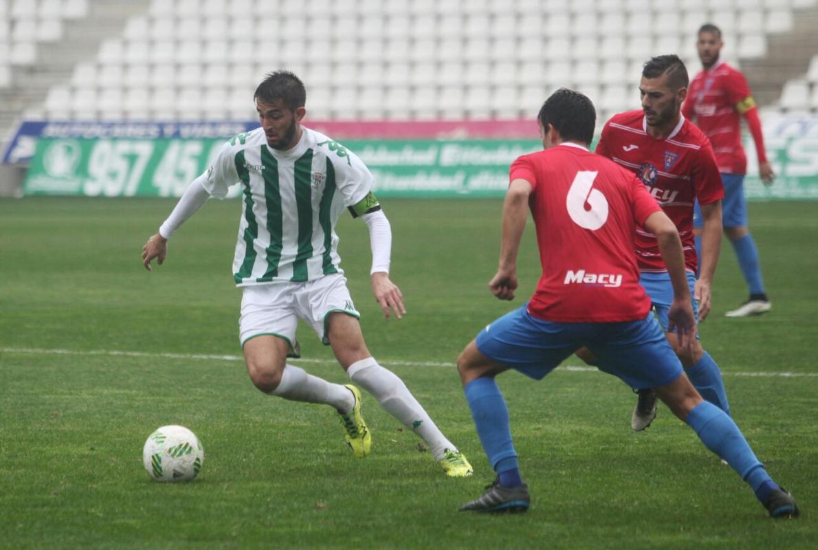 Instante de un partido en casa