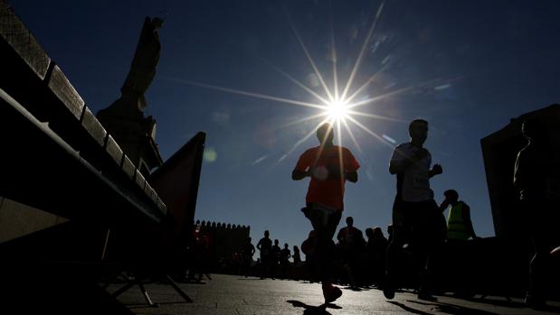 El sol brilla en la Media Maratón de Córdoba de la edición de 2015