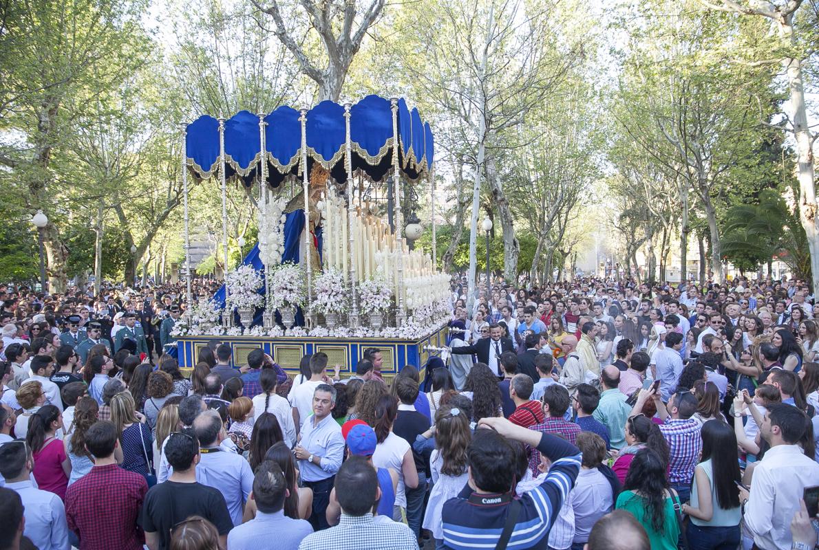 Nuestra Señora de la Estrella, durante su procesión