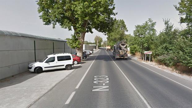 El trágico choque de un veterano ciclista contra un camión ha tenido lugar en Alhendín, en Granada