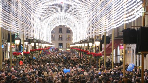 Así luce la calle Larios de Málaga, siempre atestada