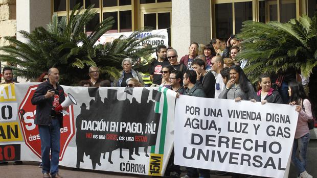 Stop Desahucios en una protesta en el Ayuntamiento