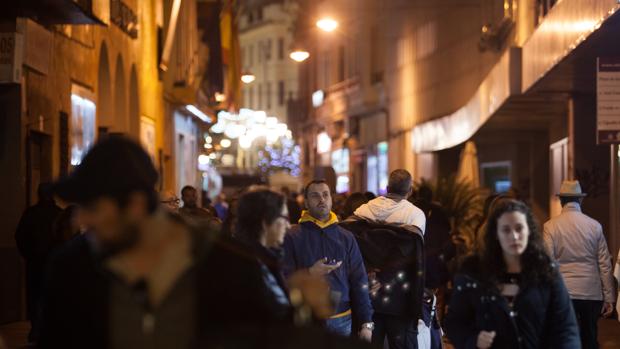 La calle Jesús y María, sin decoración navideña