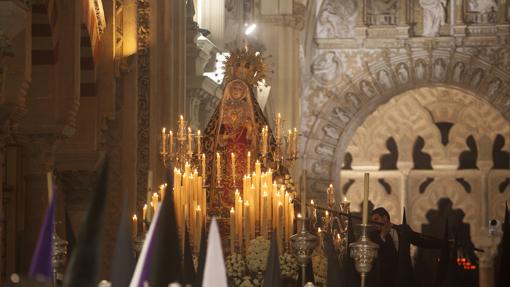 La Virgen de los Dolores, en el interior de la Catedral