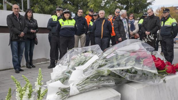 Homenaje a las dos policías locales fallecidas en 1996