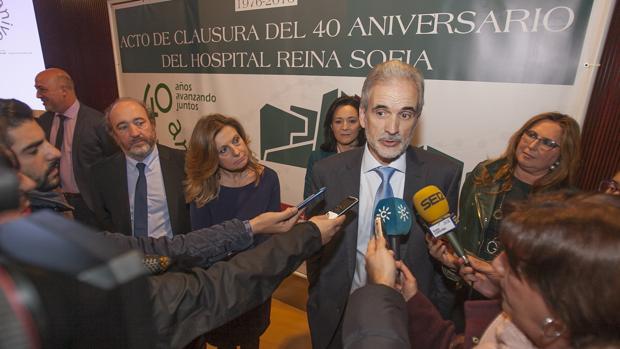 La Junta no tiene fecha para el parking del Reina Sofía