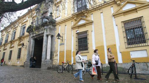 Facultad de Filosofía y Letras, en la Judería