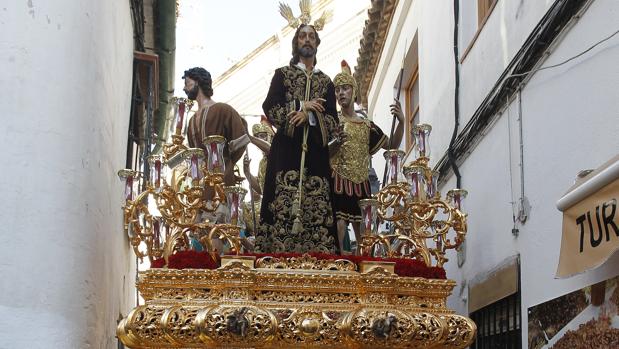 La cofradía de la Sentencia de Córdoba irá a la Catedral por Fleming y volverá por Deanes