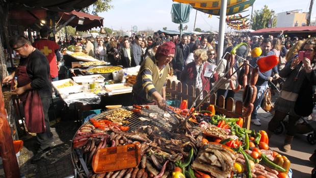 Figurantes y público en el Mercado Medieval del pasado año