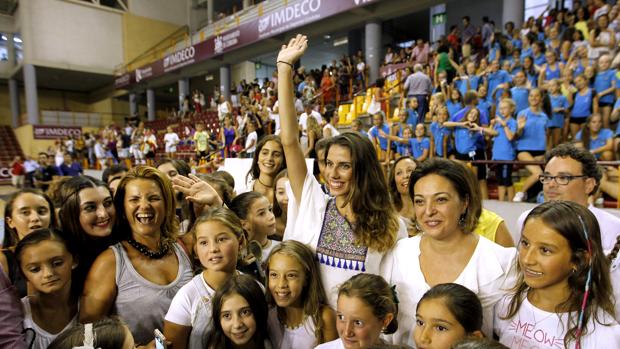 Lourdes Mohedano recibe un homenaje tras la medalla olímpica