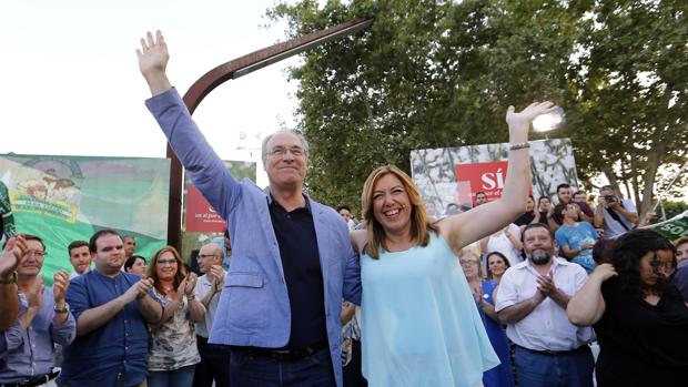 Juan Pablo Durán con la presidenta de al Junta, Susana Díaz