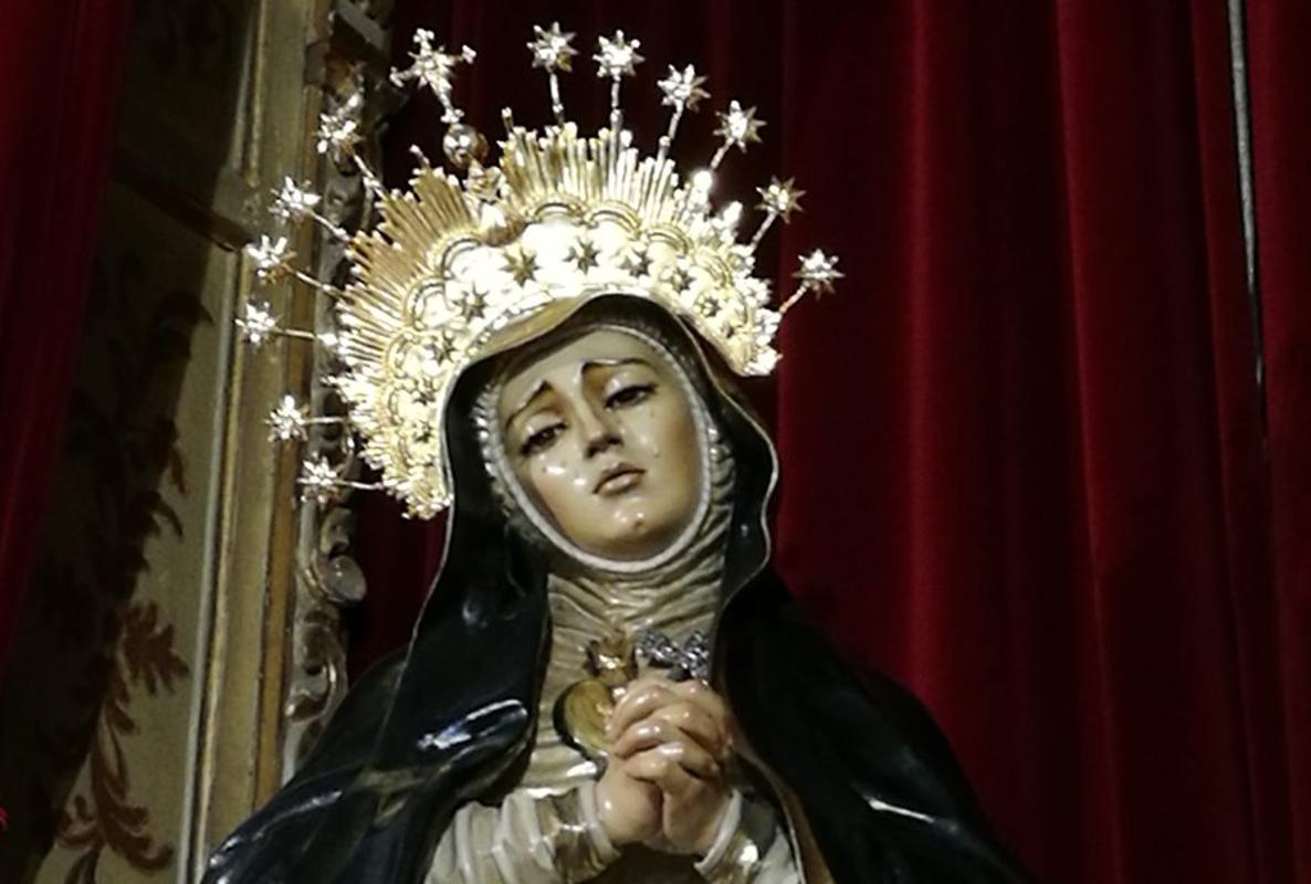 La Dolorosa de la Caridad con el resplandor restaurado