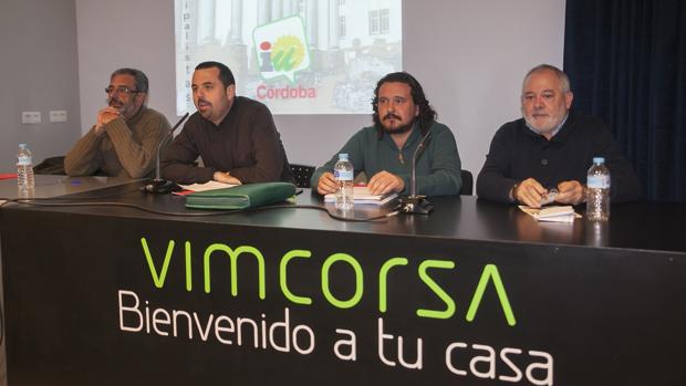 Jornadas de Izquierda Unida en la sede de la empresa municipal de viviendas