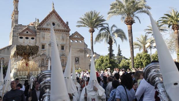 La Virgen de la Merced, por la plaza del Cristo de Gracia en 2015