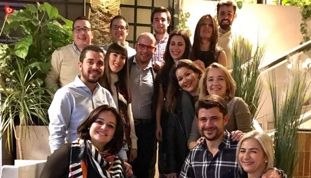 Los críticos de Sevilla tuvieron una cena aparte del resto de compromisarios de la provincia