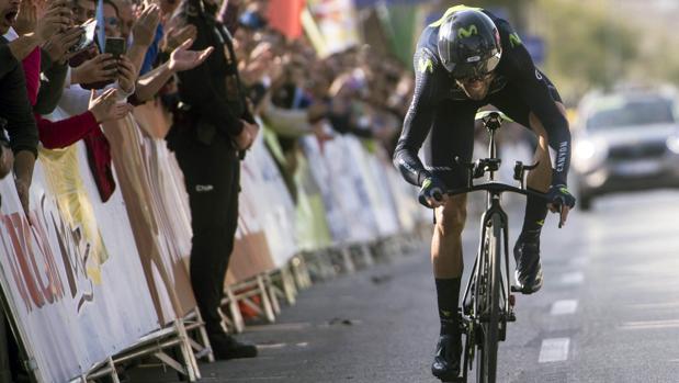 Víctor Campenerts, ganador de la contrarreloj en Lucena de la Vuelta a Andalucía