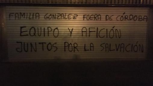 Otra pintada en el estadio