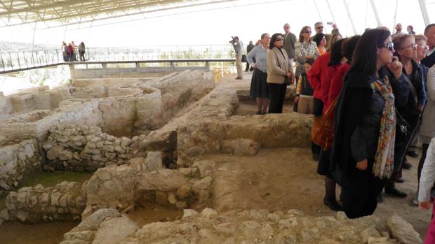 Visita al yacimiento arqueológico de Fuente Álamo