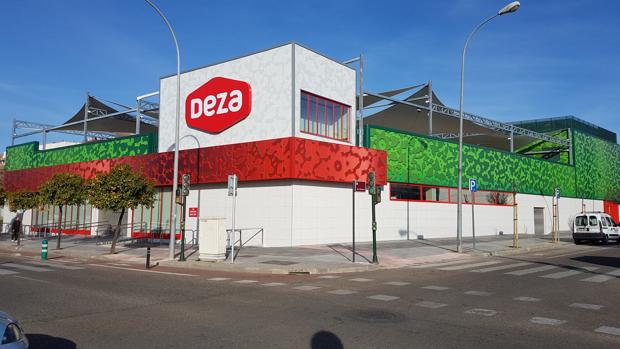 La nueva tienda de Deza en la avenida Isla Fuerteventura