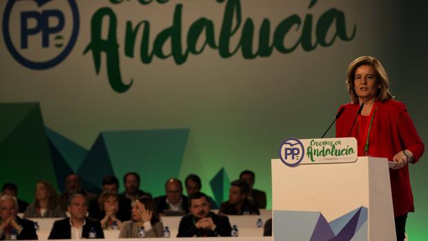 La ministra de Trabajo, Fátima Báñez, durante la priemra jornada del XV congreso del PP andaluz