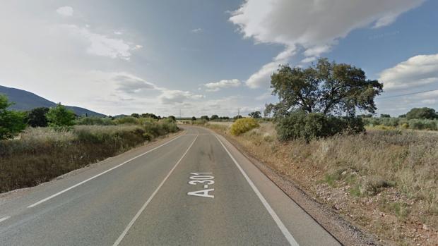 Un motorista muerto al salirse de la carretera en Jaén