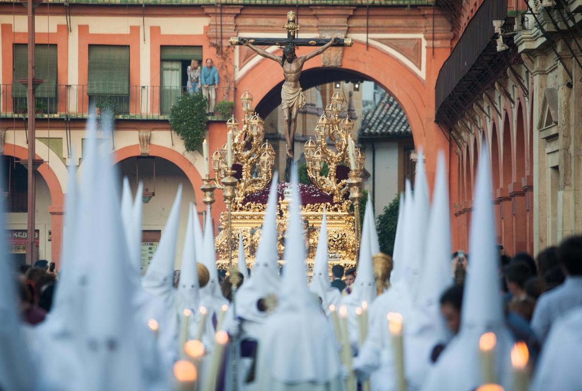 La Misericordia a su paso por la Corredera