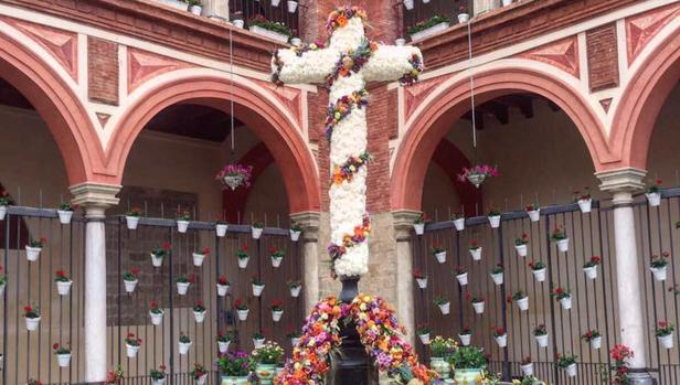 Cruz de la Hermandad del Huerto, la ganadora en el Casco histórico