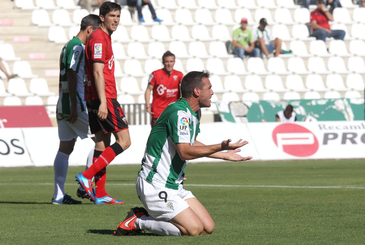 Xisco lamenta una ocasión en el partido de 2013