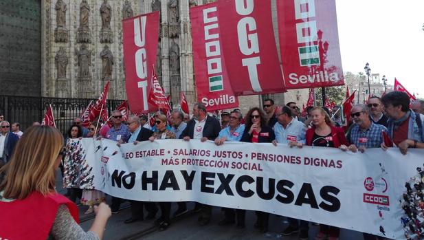 Manifestación por el Primero de Mayo en Sevilla