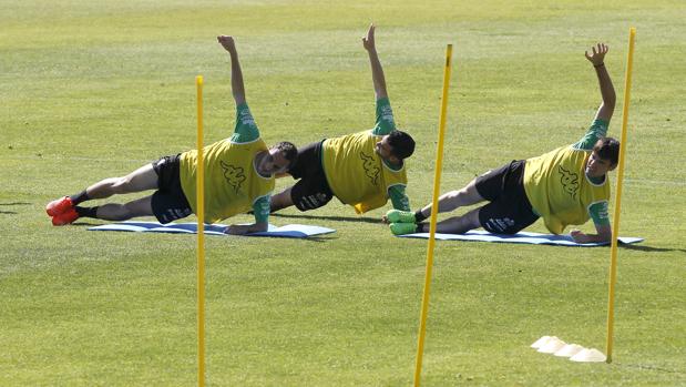 El Córdoba CF, ejercicio de equilibrismo ante el Reus