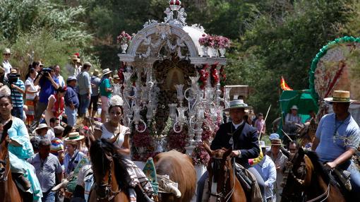 Peregrinos de camino al Rocío