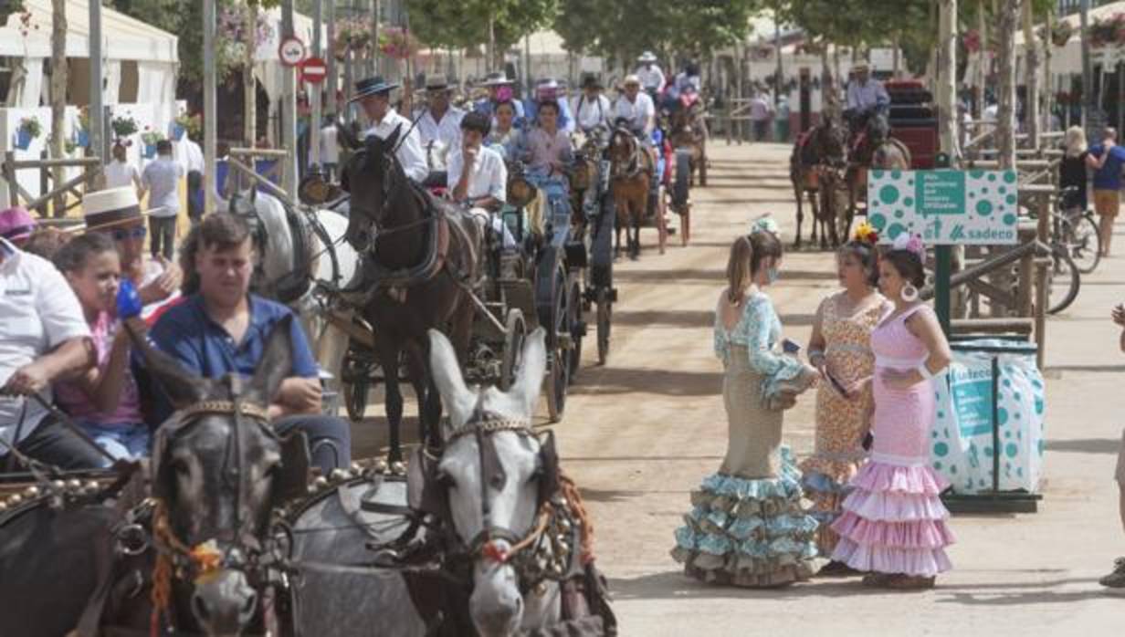 Ambiente en el Arenal durante la Feria que terminó la noche del sábado