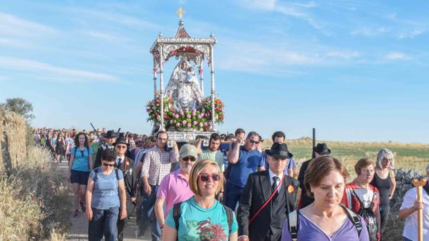 Pozoblanco se despide de su patrona en la romería de llevada