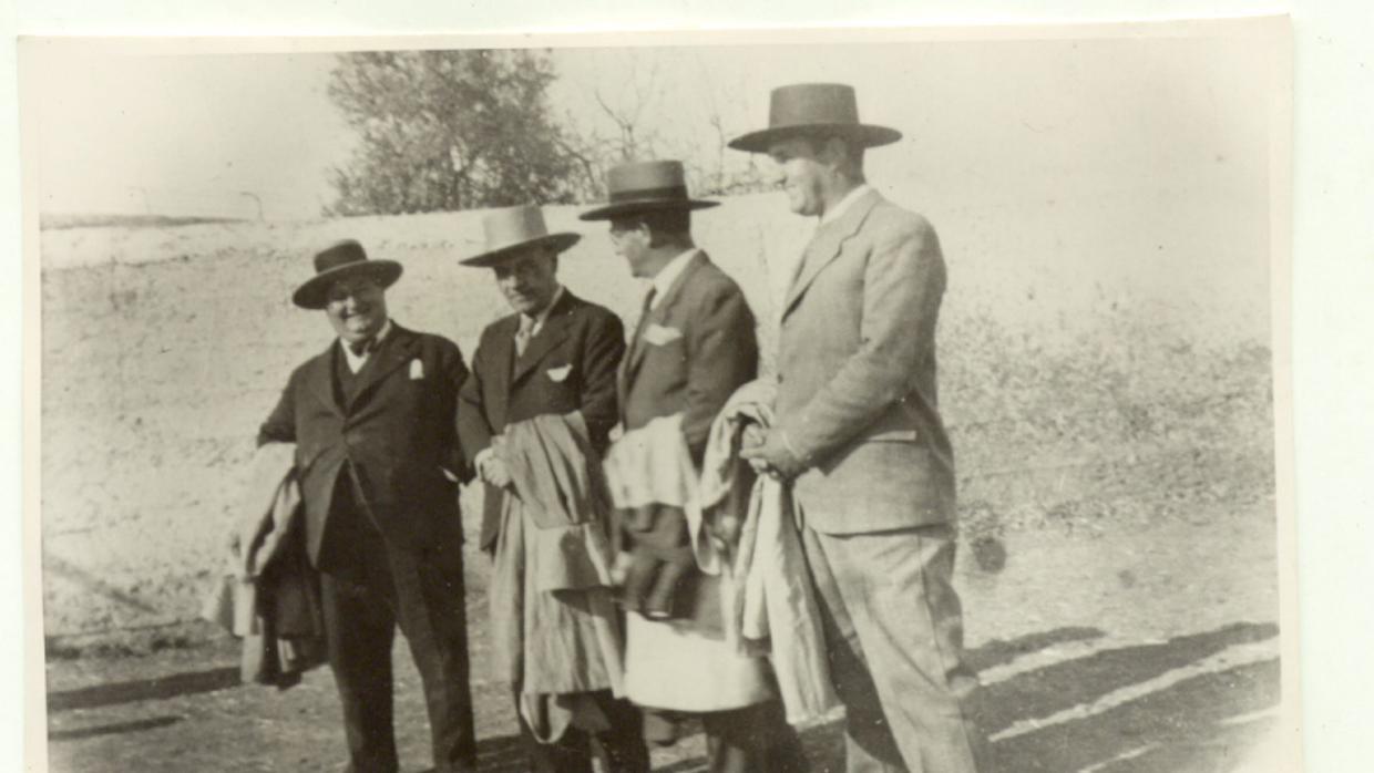 Pascual Calderón Uclés, José Ortega y Gasset, Machaquito y Cañero , en 1933