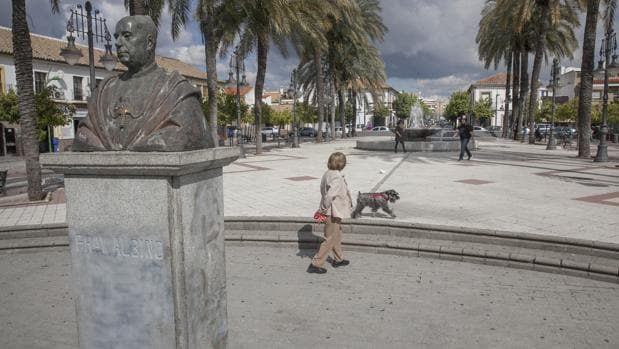 La plaza de Cañero es uno de los enclaves que debe cambiar de nombre, según los colectivos memorialistas