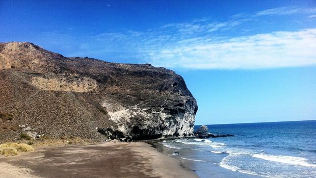 Cala Barronal, una de la playas protegidas