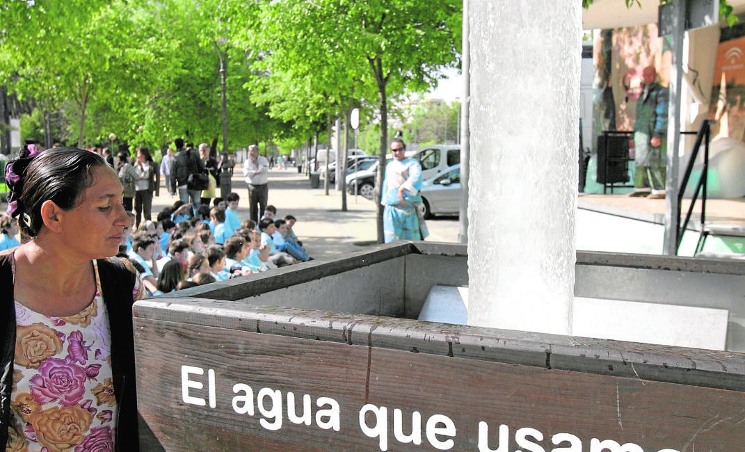 Muestra sobre el consumo responsable del agua en Córdoba