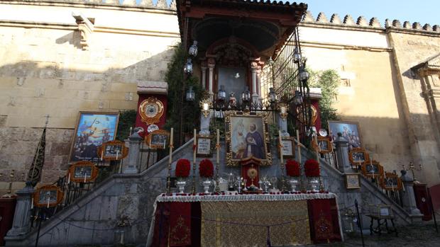 El altar claretiano de la hermandad de la Expiración de Córdoba